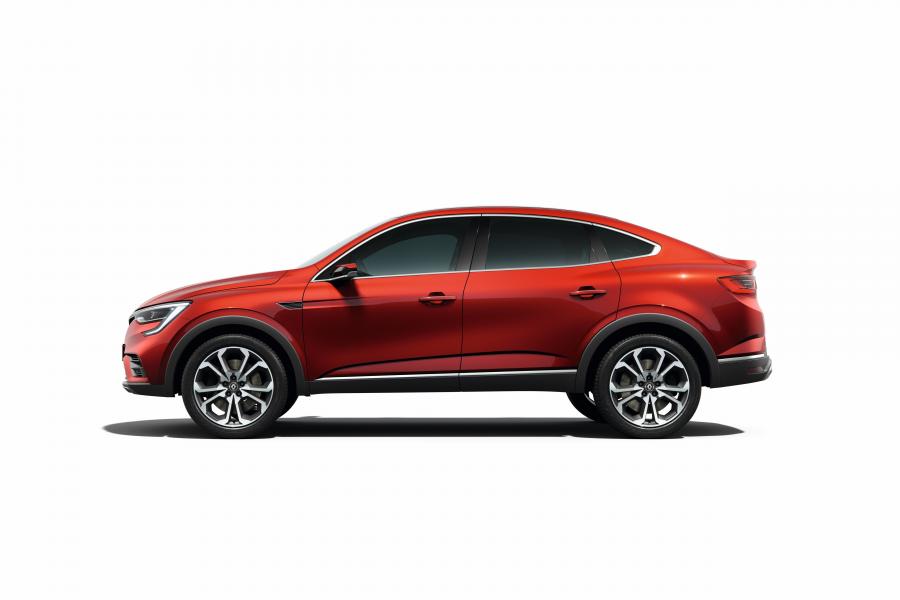  Renault Arkana 2018 года  (фото 4 из 9)